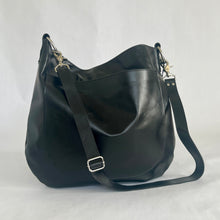 Load image into Gallery viewer, Uma Leather Crossbody Bag