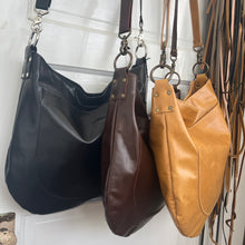 Load image into Gallery viewer, Uma Leather Crossbody Bag