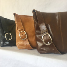 Load image into Gallery viewer, MESSENGER Leather Bag