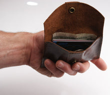Load image into Gallery viewer, Marge Rudy Handmade Leather Coin Purse